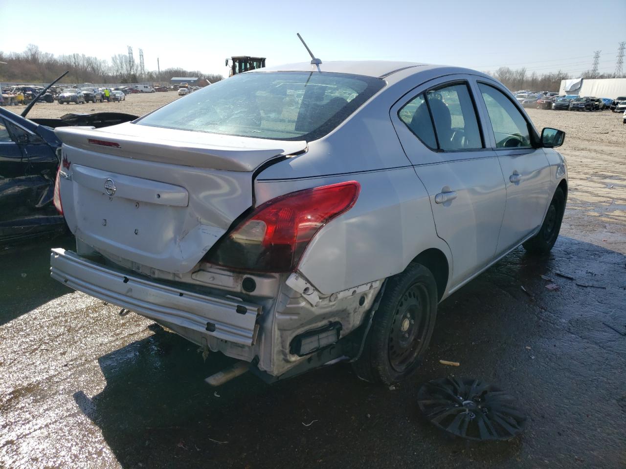 Nissan Versa s 2016