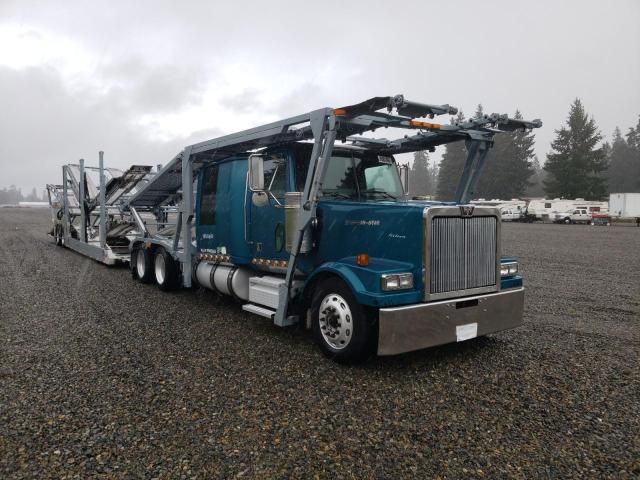 Salvage cars for sale from Copart Graham, WA: 2007 Western Star Convention