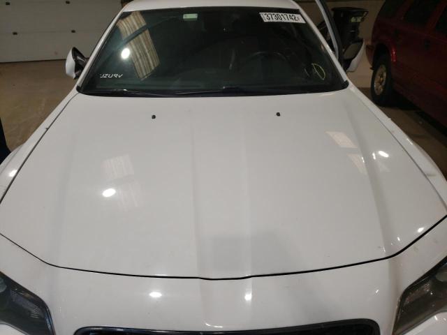 2018 CHRYSLER 300 2C3CCABG7JH243990