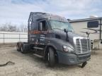 2018 FREIGHTLINER  CASCADIA 1