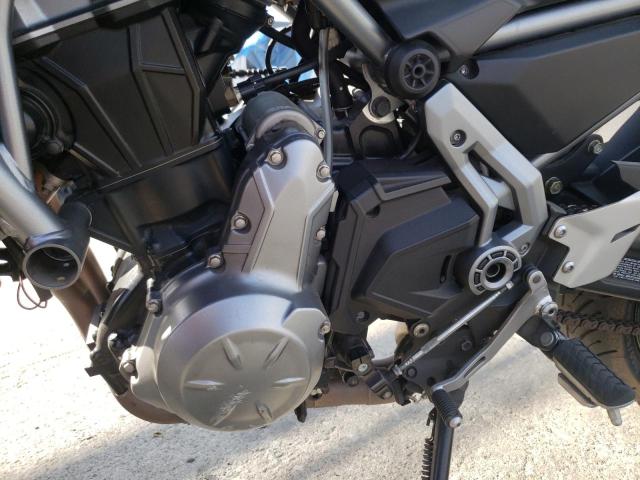 JKAEREG16HDA01307 Kawasaki Er650 G 2017. Фото: 6