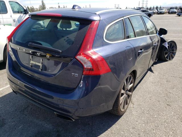 2015 VOLVO V60 PREMIE YV140MEK3F1260344
