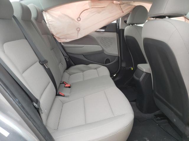 2019 HYUNDAI ELANTRA SE KMHD84LF8KU878395