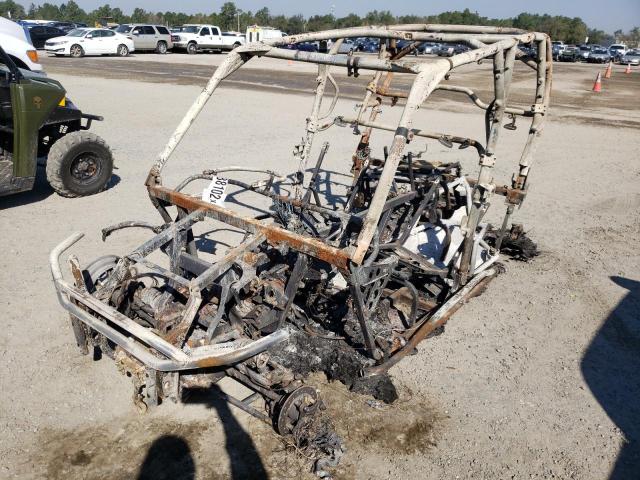 2018 CAN-AM COMMANDER 3JBKUAX25JJ000153