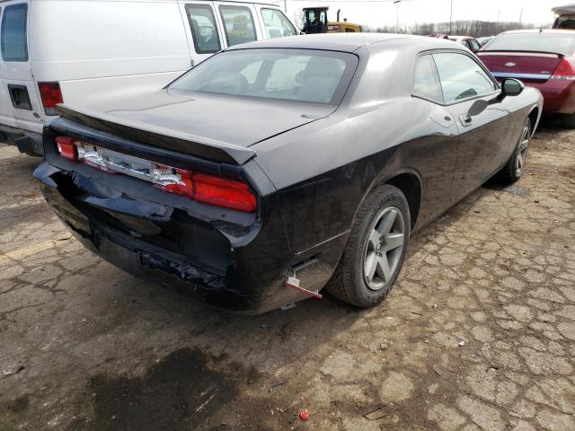 2B3CJ4DV9AH260581 Dodge Challenger 2010. Фото: 3
