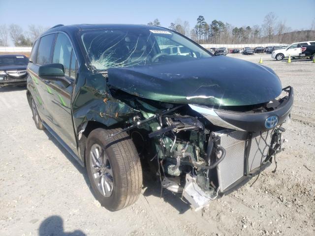 Salvage cars for sale from Copart Spartanburg, SC: 2021 Toyota Sienna XLE