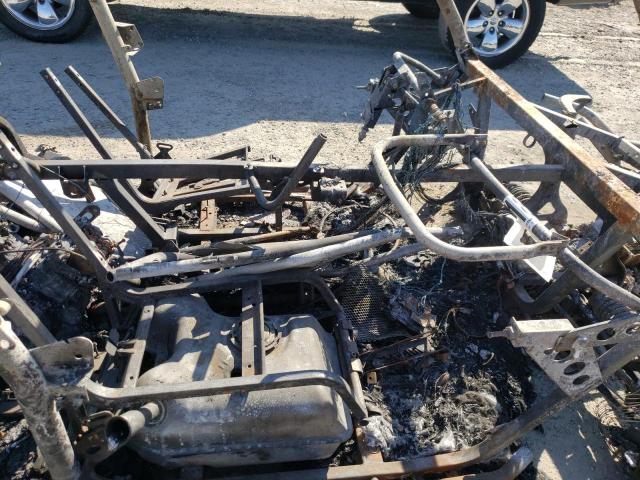 2018 CAN-AM COMMANDER 3JBKUAX25JJ000153