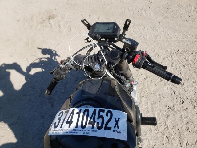 2020 YAMAHA YZFR3 A MH3RH18Y6LK004841