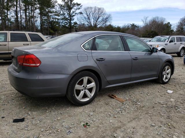 2015 VOLKSWAGEN PASSAT S - 1VWAT7A32FC083500