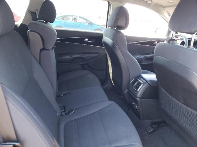 2016 KIA SORENTO LX 5XYPGDA51GG002498