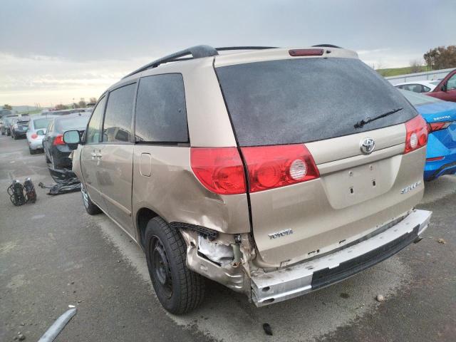 5TDKK4CC0AS323768 Toyota Sienna Ce 2010. Фото: 2