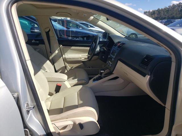 2010 VOLKSWAGEN JETTA SE - 3VWRZ7AJ2AM049824