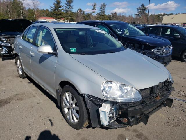 2010 VOLKSWAGEN JETTA SE - 3VWRZ7AJ2AM049824