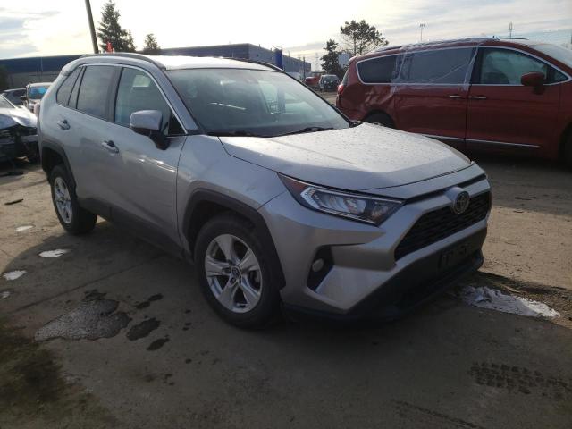 Salvage cars for sale from Copart Woodhaven, MI: 2020 Toyota Rav4 XLE