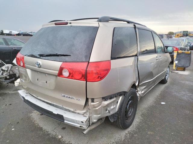 5TDKK4CC0AS323768 Toyota Sienna Ce 2010. Фото: 3