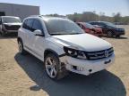 2015 VOLKSWAGEN  TIGUAN