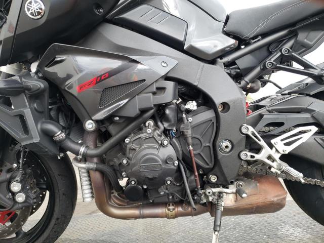 2017 YAMAHA FZ10 C JYARN48YXHA000275