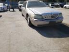 2003 LINCOLN  TOWN CAR