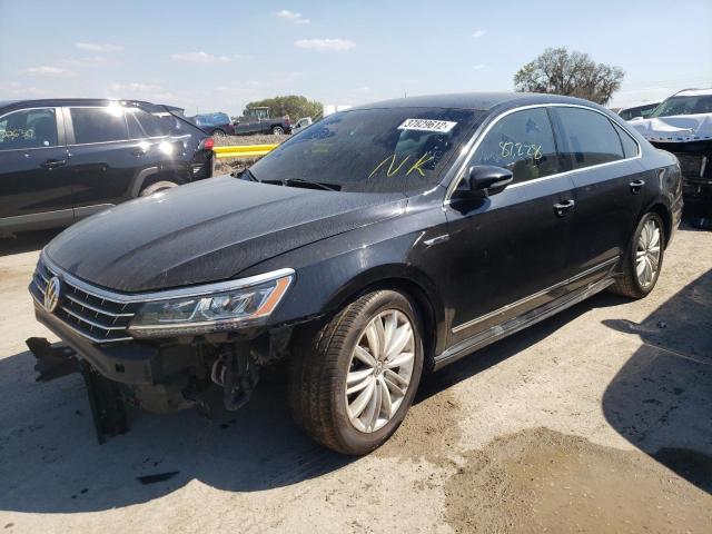 1VWDT7A33HC066270 Volkswagen Passat R-L 2017. Фото: 1