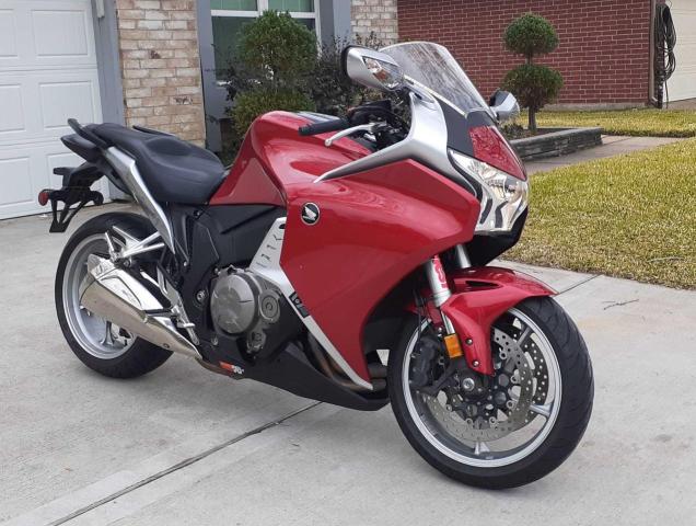 2010 HONDA VFR1200 F JH2SC6317AK000064