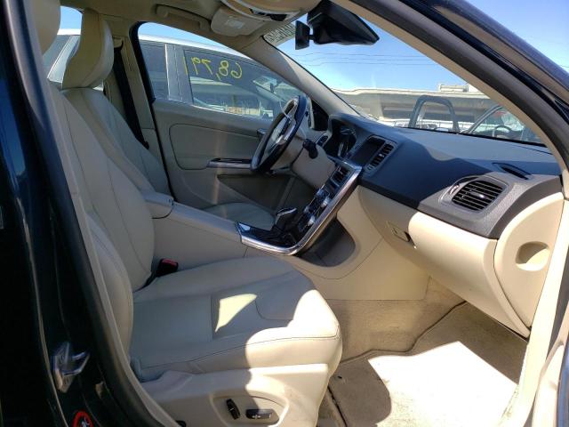 2015 VOLVO V60 PREMIE YV140MEK3F1260344
