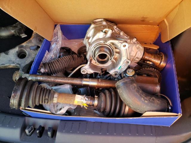 2018 FORD ESCAPE TIT 1FMCU9J98JUA19257