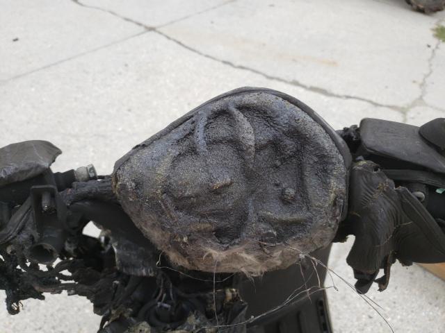 2010 VESPA GTS 300 SU ZAPM459L4A5700879