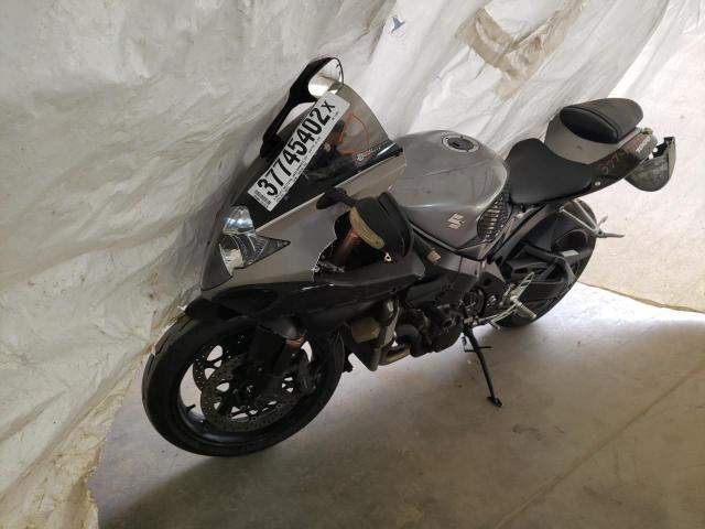 2006 SUZUKI GSX-R1000 JS1GT76A062115669