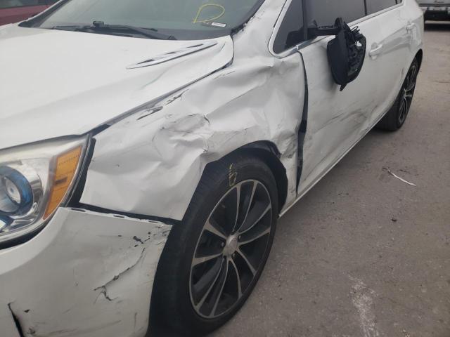 2017 BUICK VERANO 1G4PR5SK4H4105012