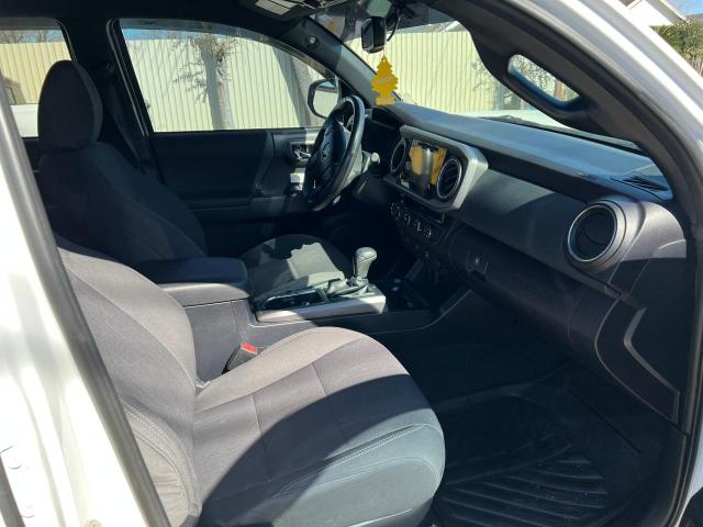 5TFCZ5AN2HX110254 Toyota Tacoma Dou 2017. Фото: 4