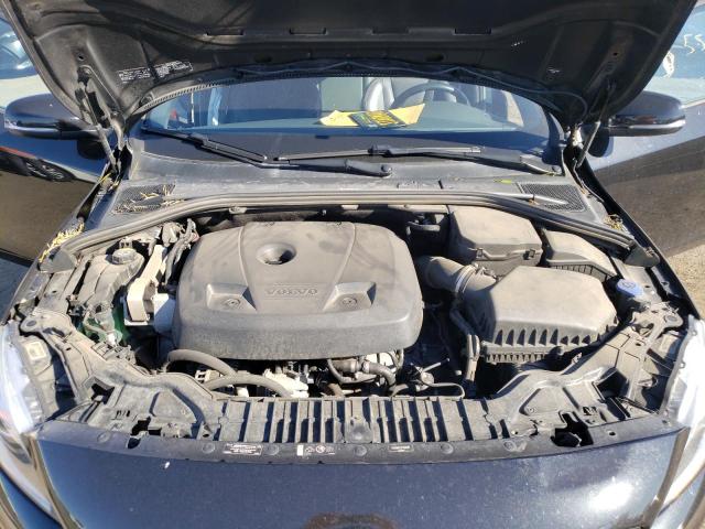2017 VOLVO V60 T5 INS YV140MEL9H1369287