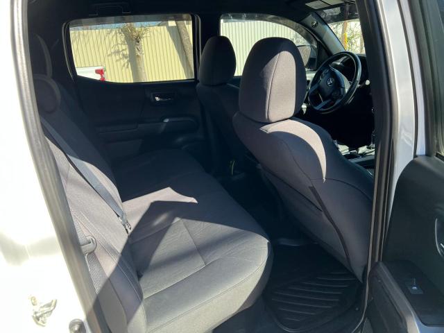 5TFCZ5AN2HX110254 Toyota Tacoma Dou 2017. Фото: 5