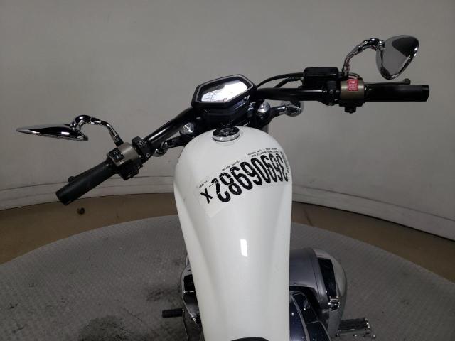 2011 HONDA VT1300 CX JH2SC6143BK001047