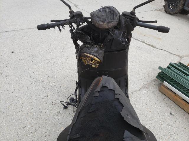 2010 VESPA GTS 300 SU ZAPM459L4A5700879