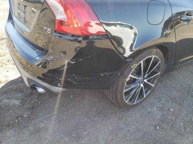 2017 VOLVO V60 T5 INS YV140MEL9H1369287