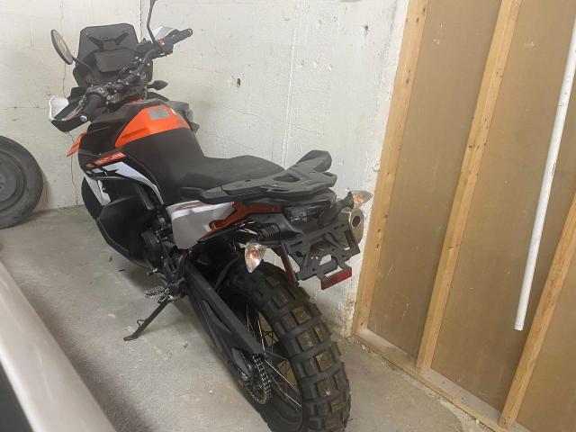 2021 KTM 890 ADVENT VBKTR6401MM811805