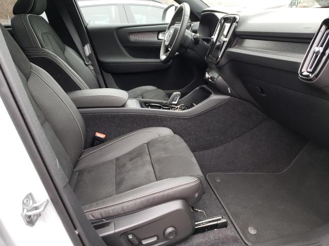 2021 VOLVO XC40 RECHA YV4ED3UR0M2439341