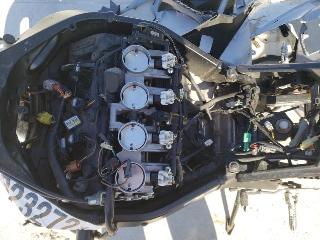 2006 SUZUKI GSX-R1000 JS1GT76A262100896