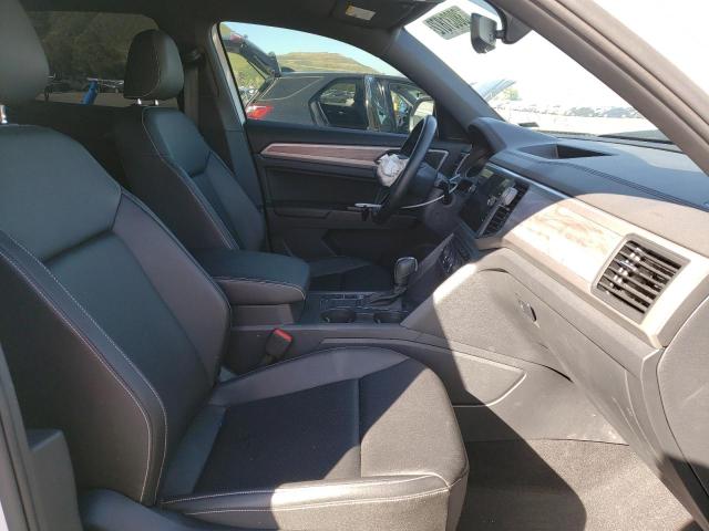 2020 VOLKSWAGEN ATLAS CROS 1V2YE2CA3LC221128
