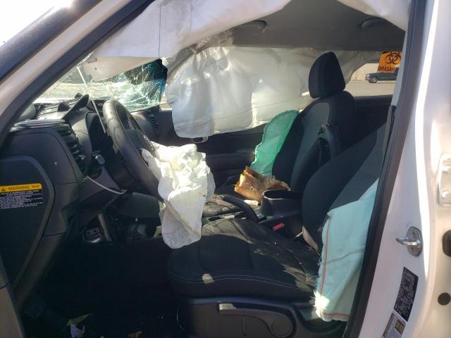 KNDJP3A56J7600932 KIA SOUL +