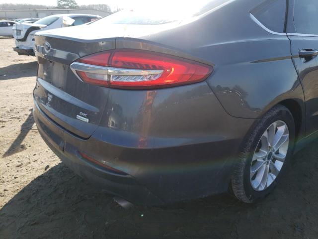 3FA6P0HD3KR161383 Ford Fusion SE 9