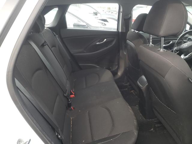 2019 HYUNDAI ELANTRA GT KMHH35LE8KU112650