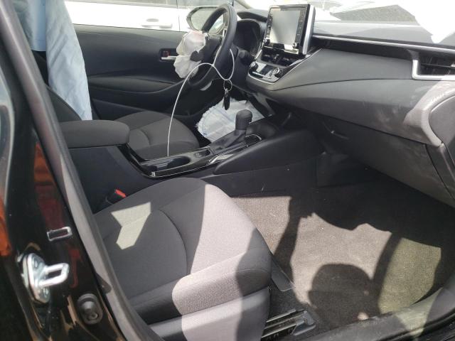 JTDVPMAE3MJ141079 Toyota Corolla Le 2021. Фото: 4