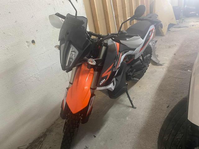 2021 KTM 890 ADVENT VBKTR6401MM811805
