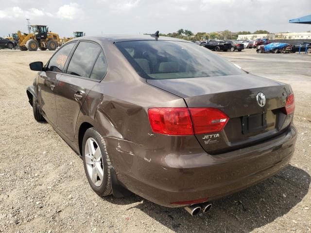 3VWLL7AJ1BM078031 Volkswagen Jetta Tdi 2011. Фото: 2