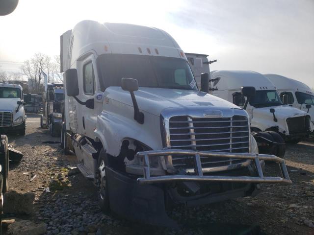 Vehiculos salvage en venta de Copart Lexington, KY: 2014 Freightliner Cascadia 1
