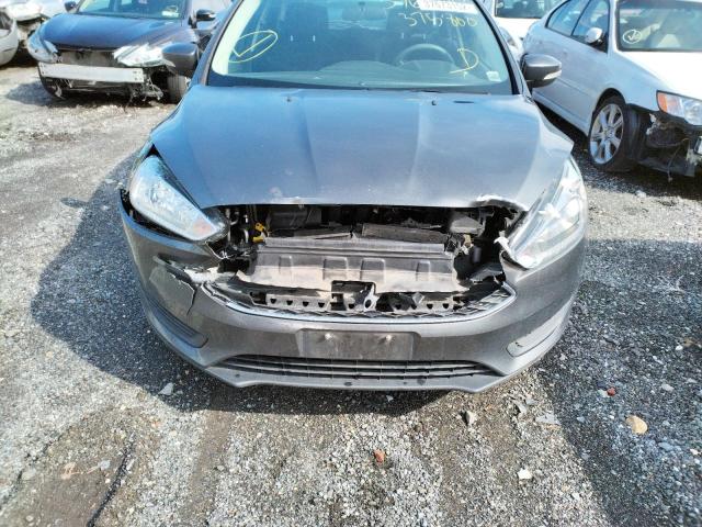 1FADP3K23GL375800 Ford Focus Se 2016. Фото: 6