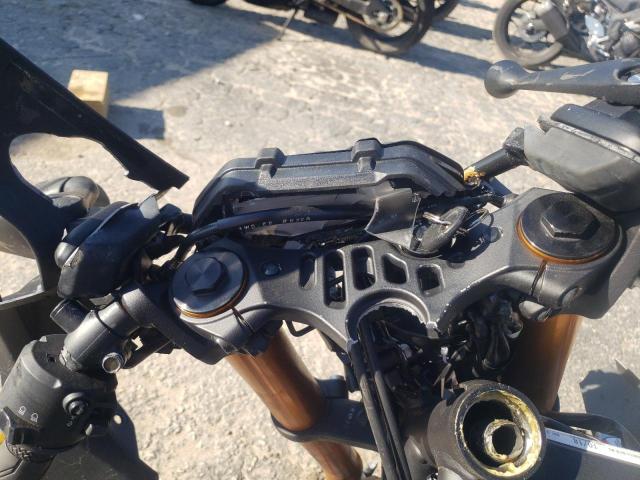 2019 YAMAHA YZFR3 A MH3RH18Y1KK001750
