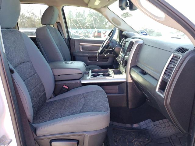 2015 RAM 1500 SLT 1C6RR6GT0FS561657