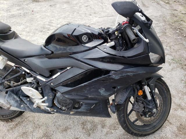 2021 YAMAHA YZFR3 A MH3RH18Y6MK005960